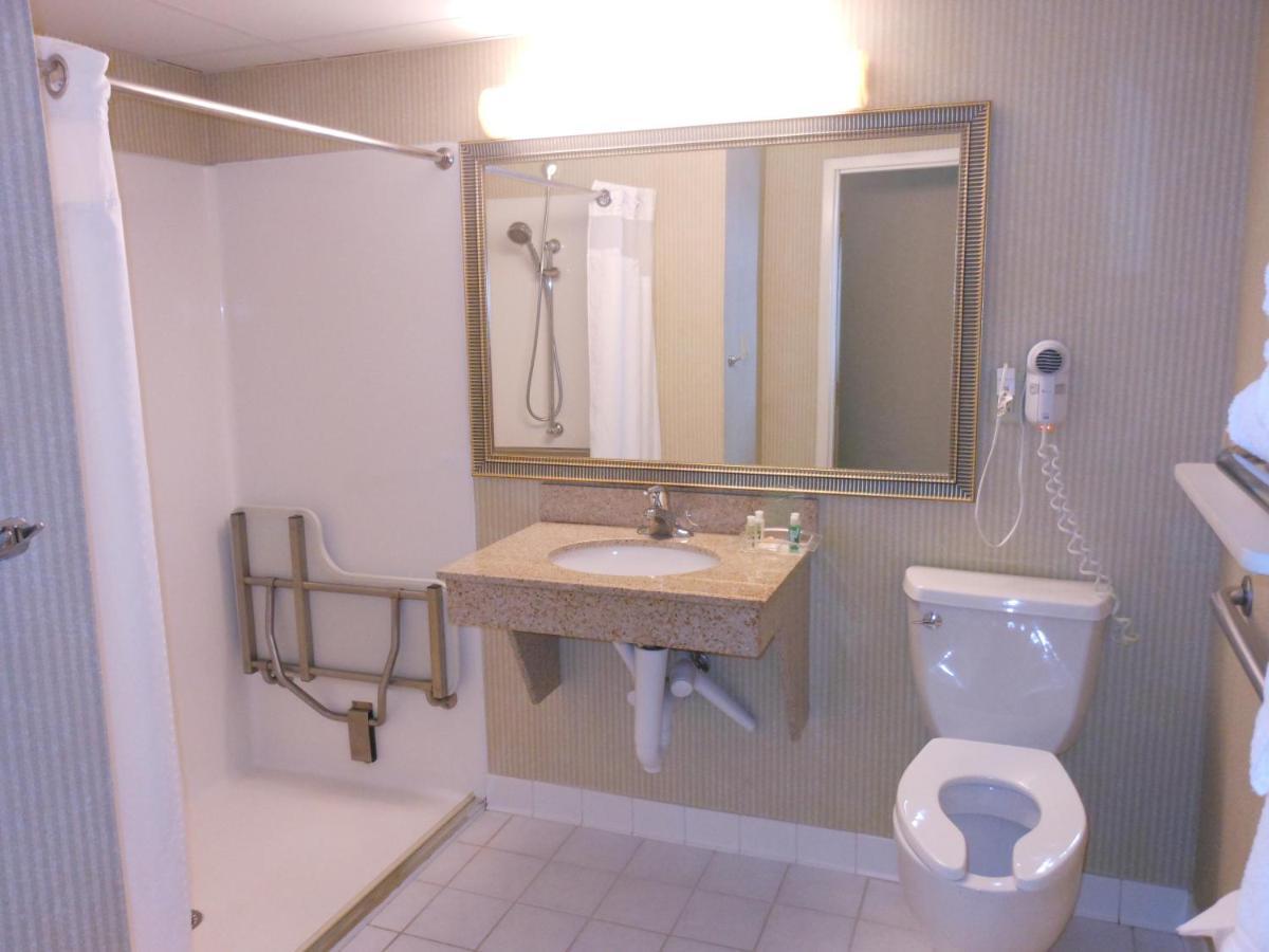 Holiday Inn South Burlington, An Ihg Hotel Zimmer foto