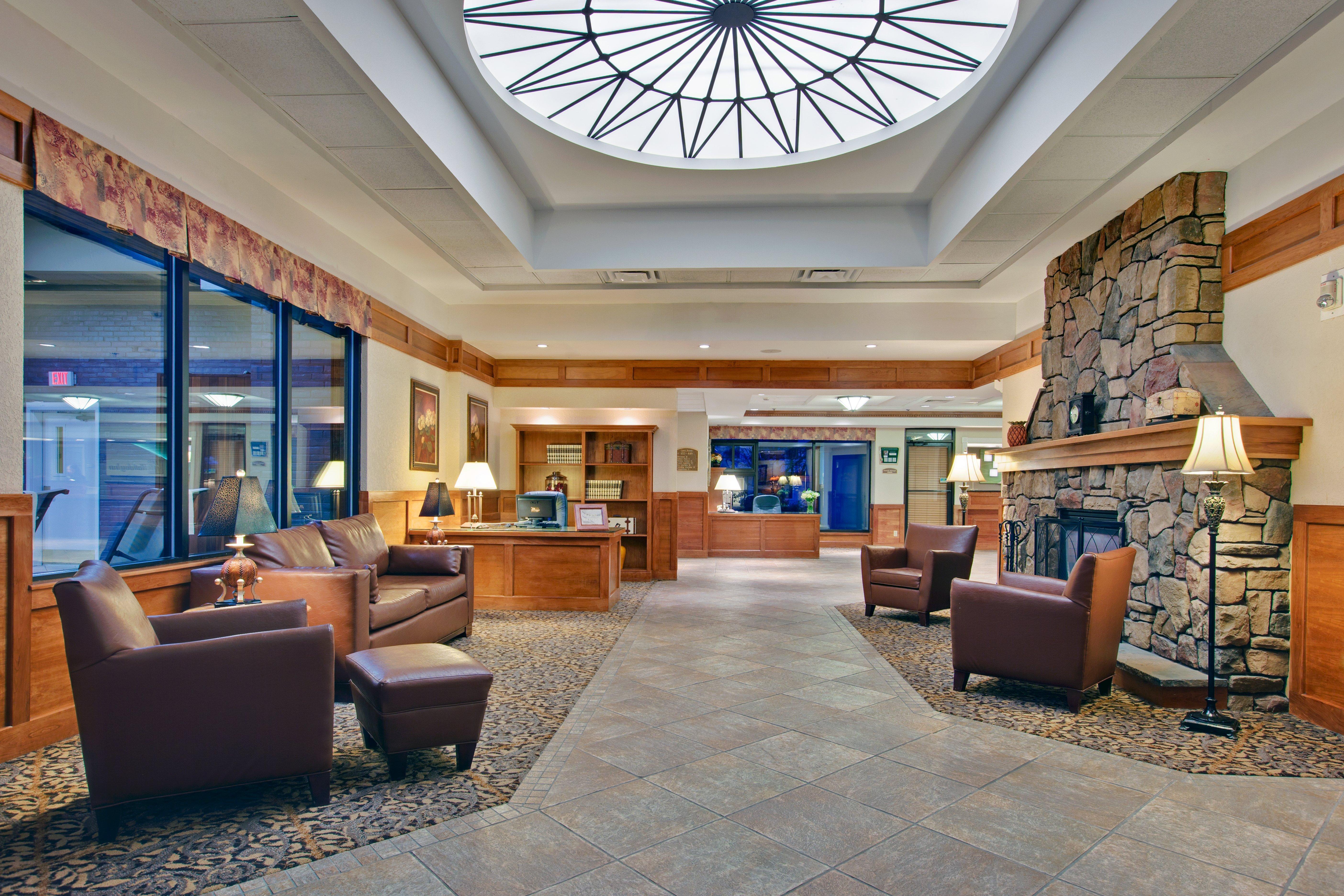 Holiday Inn South Burlington, An Ihg Hotel Exterior foto
